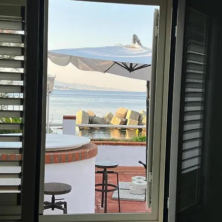 La Casa Di Ale メッシーナ