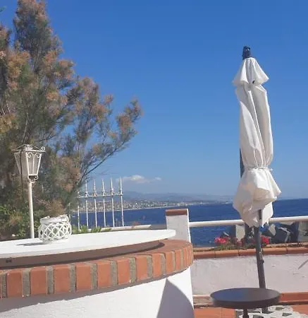 La Casa Di Ale Holiday home *